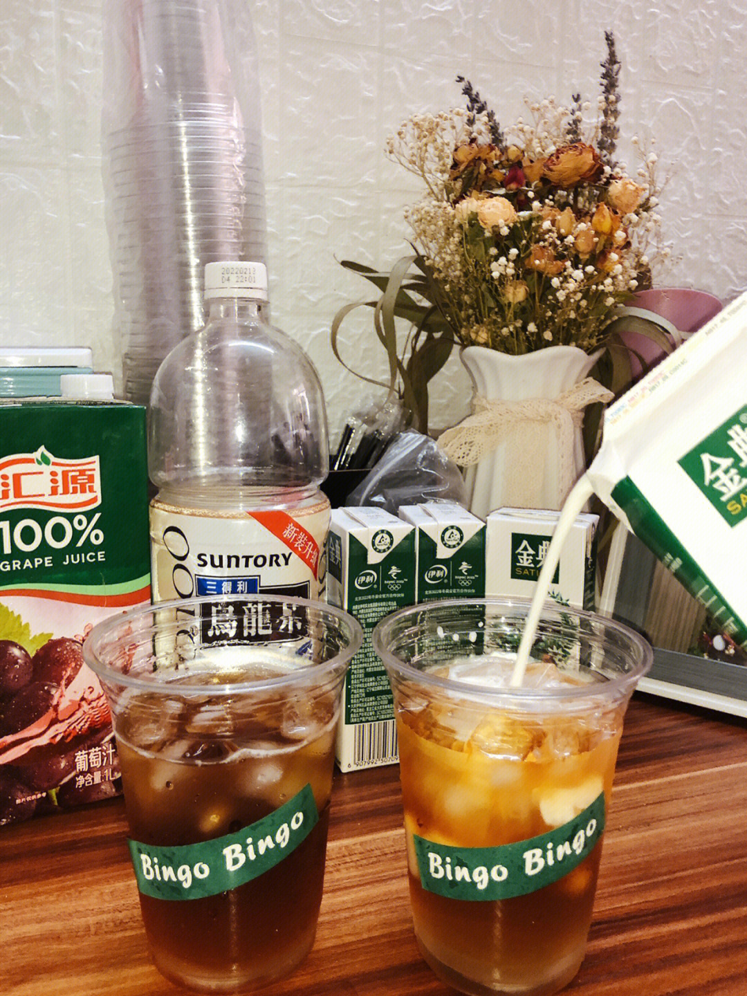 探索茶饮新风尚，三得利乌龙奶茶的DIY之旅三得利乌龙茶做法
